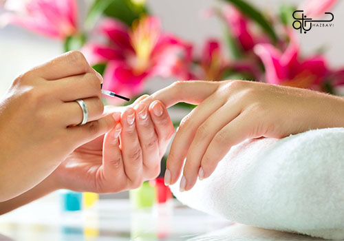ترمیم ژلیش ناخن